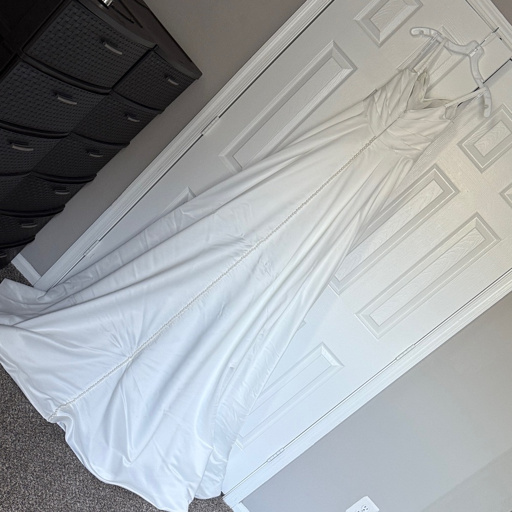 Oleg Cassini Elegant White Satin Wedding Dress - Picture 5 of 14